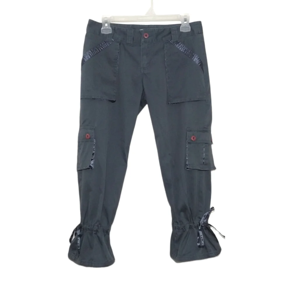 Billabong Gray Cargo Capri Pants with Ties Size 5